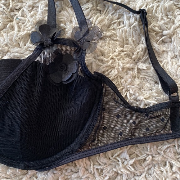 Coquette Bra - Picture 2 of 2